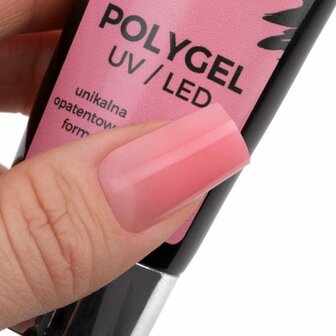 MollyLac Polygel Peony 30ml nr. 24